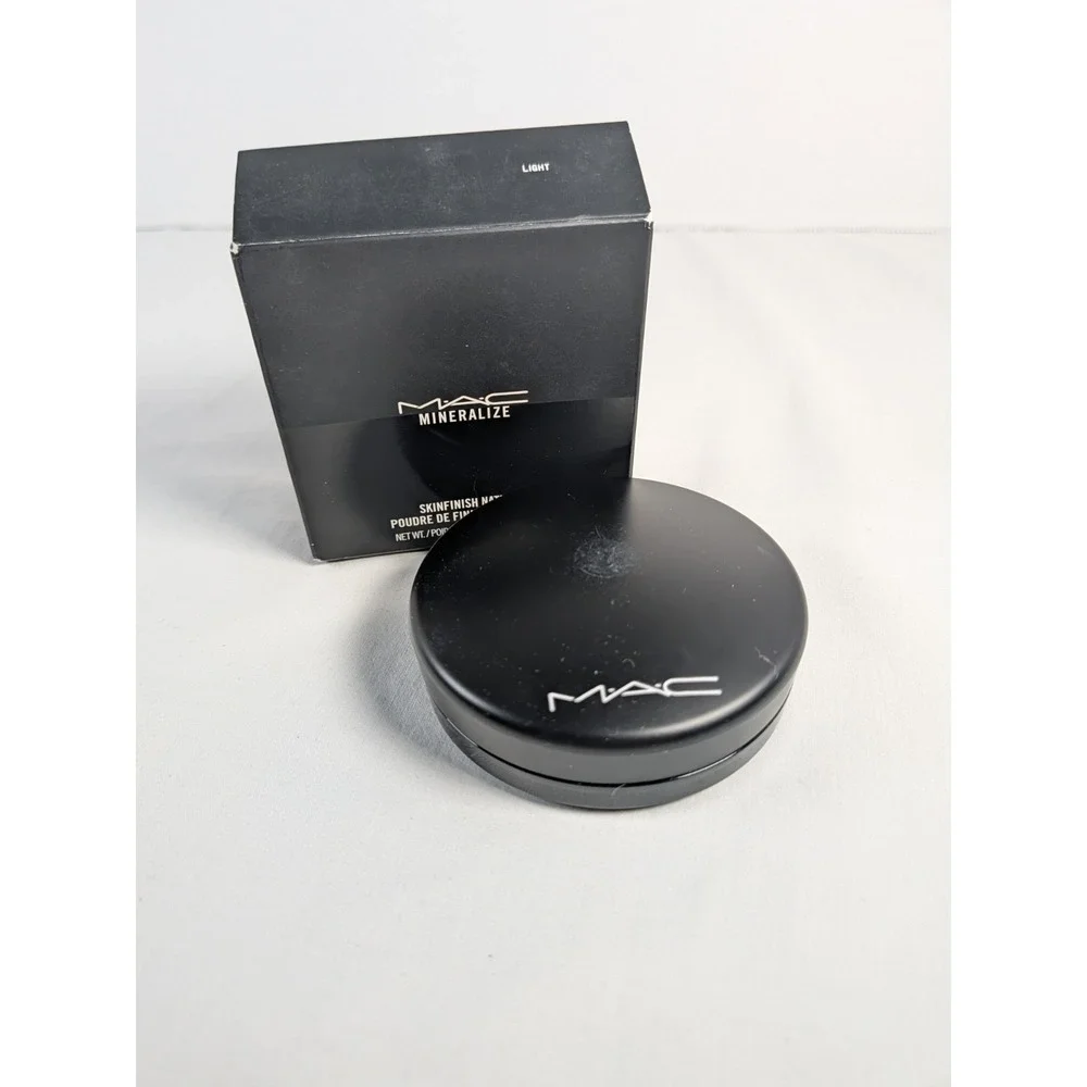 MAC Mineralize Skinfinish‎ Natural Face Powder In Shade Light 10g